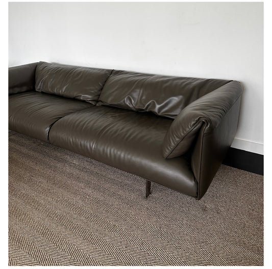 Poltrona Frau John-John Sofa